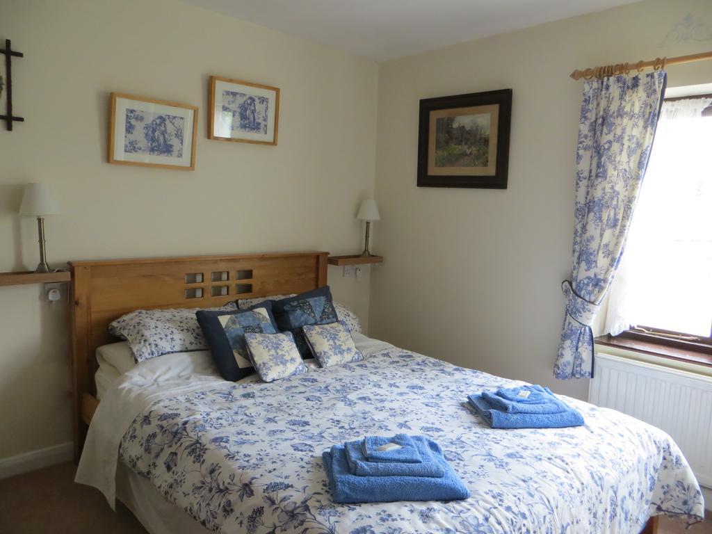 Cheshire House Guest House Hope Room photo